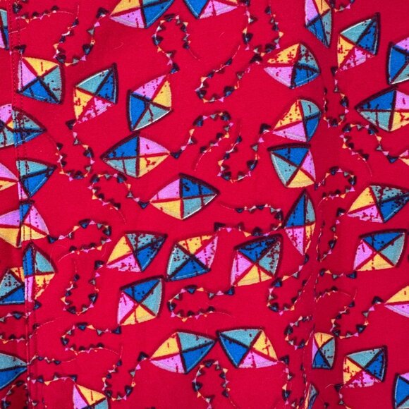 LuLaRoe Leggings Womens Tall and Curvy Red Kites Size 12-22 Soft - Picture 2 of 7